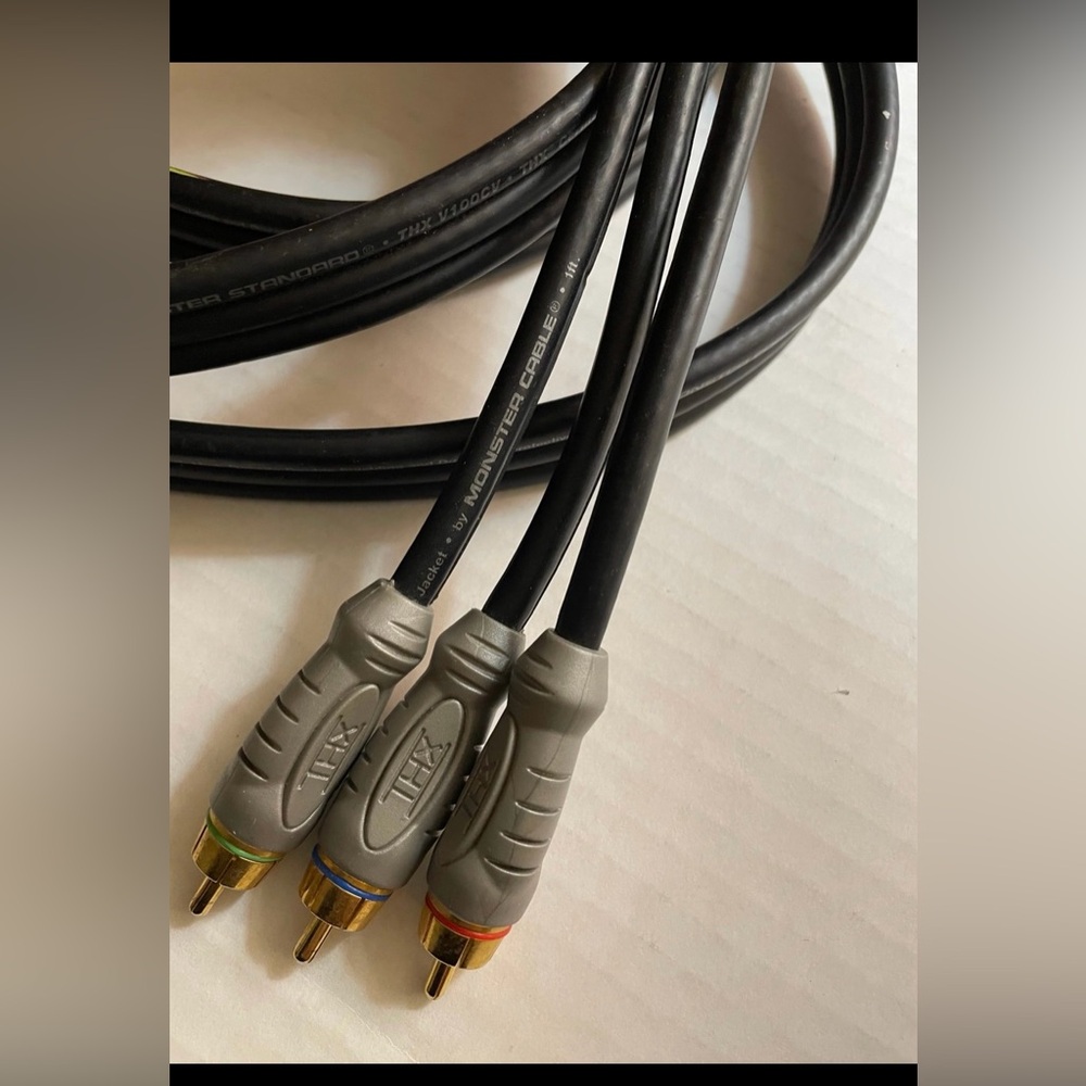 THX Monster Standard V100CV Cable 1ft. High-Quality Cable